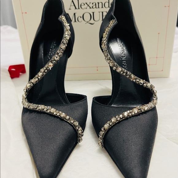 Brand New Alexander McQueen Crystal Pumps - Picture 10 of 15
